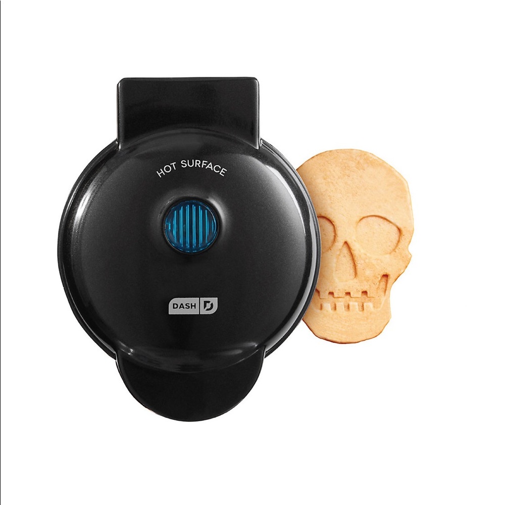 Dash Mini Skull Halloween Gothic Waffle Maker nwt